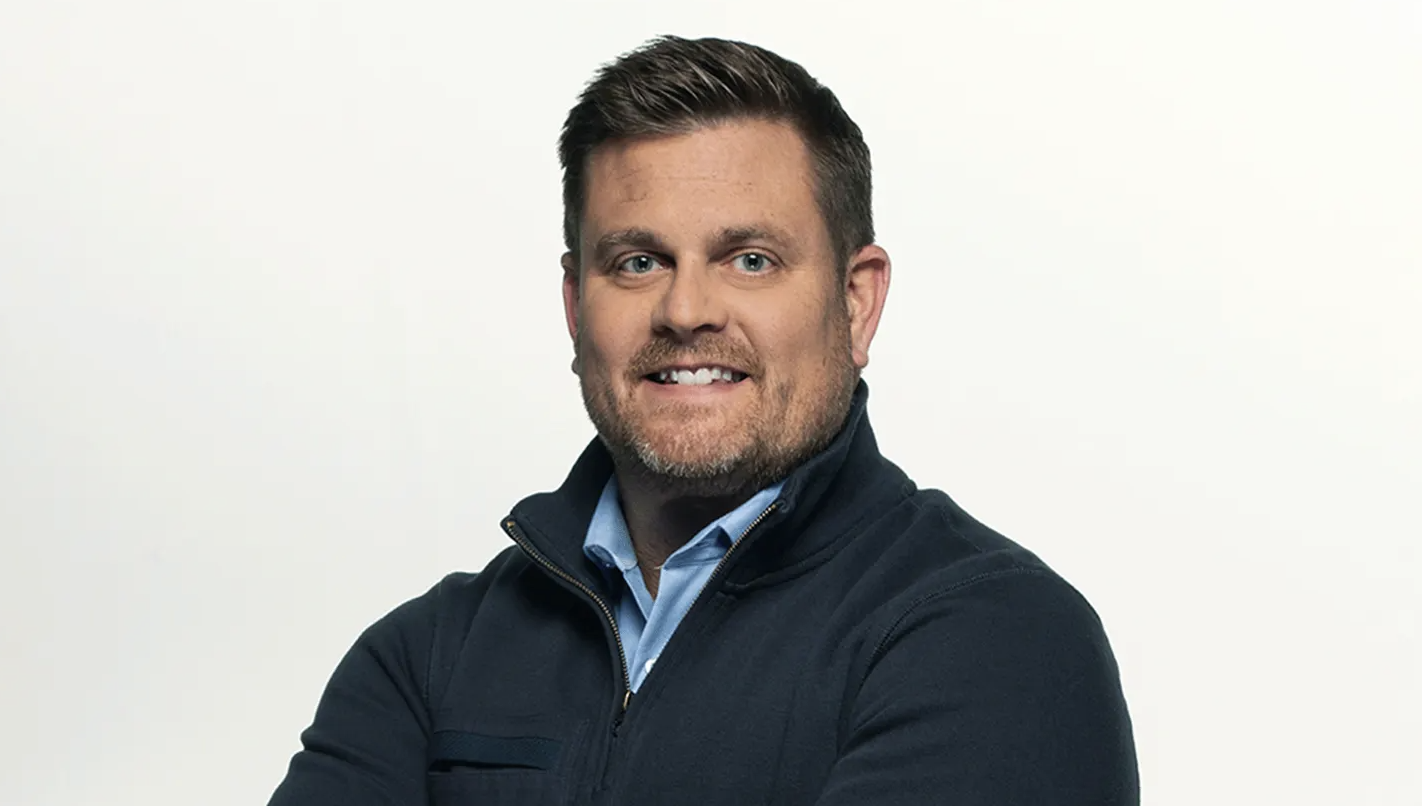 联合健康保险CEO在曼哈顿遭枪击身亡！凶手依然在逃